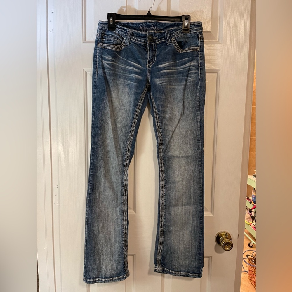 Ariya Jeans Women's Bootcut - Size 9/10, Dazzled Pockets, Stretch